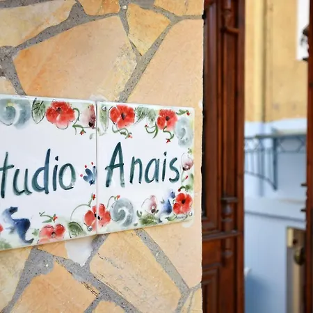 Holiday home Anais Galaxidi